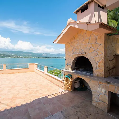 Vinka-2 By Interhome アパート トロギール